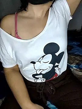 Snapshot of farhana_bebs chatting on January 8, 2026, 1:46 pm farhana bebs online show from January 8, 2026, 1:46 pm