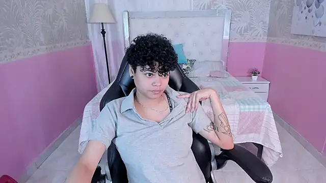 Snapshot of Sasha_Venom chatting on December 20, 2025, 1:40 pm Sasha Venom online show from December 20, 2025, 1:40 pm