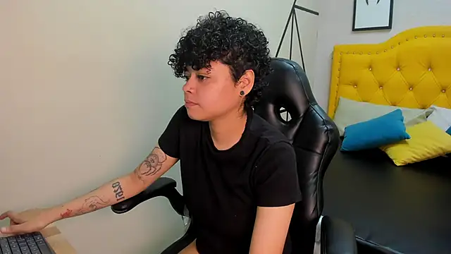 Snapshot of Sasha_Venom chatting on January 6, 2026, 7:28 pm Sasha Venom online show from January 6, 2026, 7:28 pm