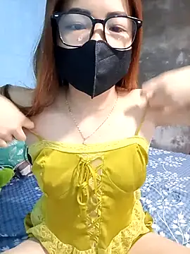 lanahotvn online show from May 5, 2026, 6:21 am