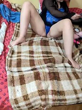 mounette220 online show from December 19, 2025, 10:17 pm