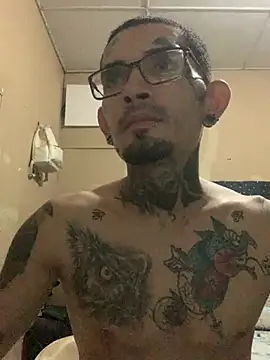 Boy tatto77 online show from July 7, 2026, 4:15 am