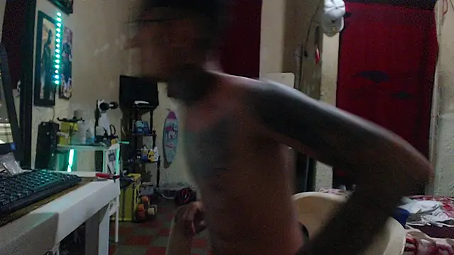 Boy tatto77 online show from July 11, 2026, 3:31 am