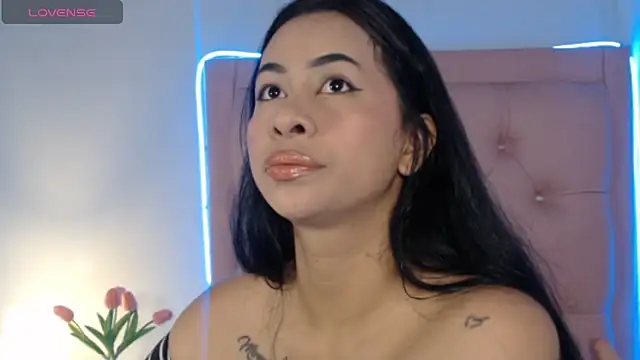 Snapshot of Olivia_gray69 chatting on February 14, 2026, 12:13 pm Olivia gray69 online show from February 14, 2026, 12:13 pm