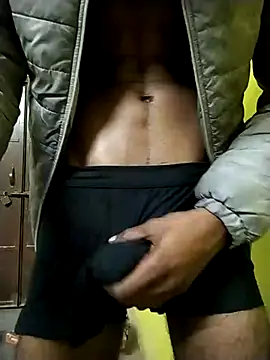 Jordyalnino92 online show from December 21, 2025, 7:54 pm