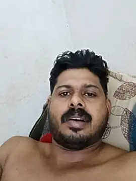 Snapshot of JOSSY_GEO chatting on December 17, 2025, 11:44 pm JOSSY GEO online show from December 17, 2025, 11:44 pm