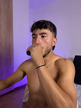 Snapshot of LIAM_COLT chatting on March 25, 2026, 10:38 pm LIAM COLT online show from March 25, 2026, 10:38 pm