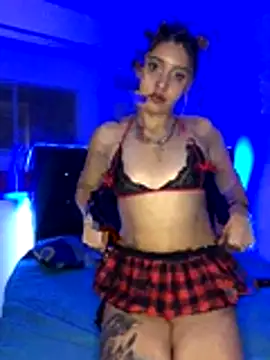 Snapshot of -Nataly__ chatting on December 18, 2025, 12:22 pm -Nataly online show from December 18, 2025, 12:22 pm