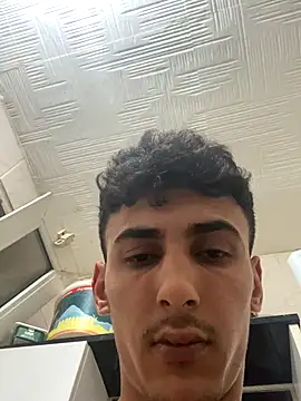 Snapshot of hardbaran1 chatting on December 21, 2025, 10:06 pm hardbaran1 online show from December 21, 2025, 10:06 pm