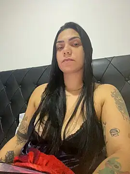 Snapshot of Nini_ chatting on July 10, 2026, 5:15 pm Nini online show from July 10, 2026, 5:15 pm