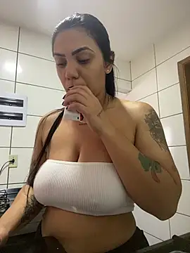 Snapshot of Nini_ chatting on July 16, 2026, 12:55 pm Nini online show from July 16, 2026, 12:55 pm