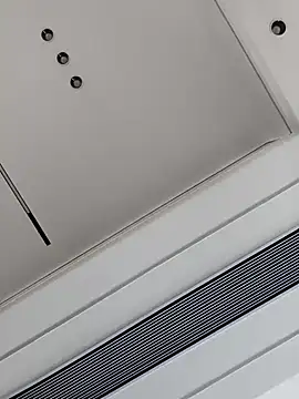 Snapshot of zzdd999 chatting on February 2, 2026, 2:43 am zzdd999 online show from February 2, 2026, 2:43 am