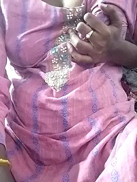 Snapshot of telugupilla__ chatting on December 20, 2025, 4:41 am telugupilla online show from December 20, 2025, 4:41 am