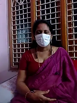 Snapshot of telugutrisha chatting on February 6, 2026, 1:58 pm telugutrisha online show from February 6, 2026, 1:58 pm