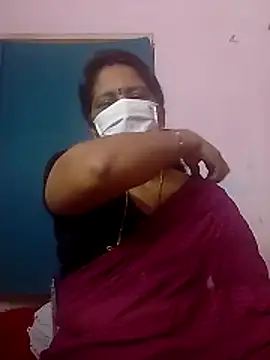 Snapshot of telugutrisha chatting on February 13, 2026, 12:45 pm telugutrisha online show from February 13, 2026, 12:45 pm