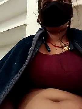 Snapshot of Bandna_thakur chatting on February 21, 2026, 6:47 am Bandna thakur online show from February 21, 2026, 6:47 am