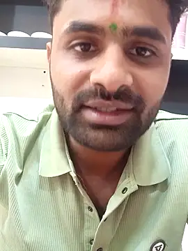 Snapshot of play_bunny19 chatting on May 6, 2026, 9:14 am play bunny19 online show from May 6, 2026, 9:14 am