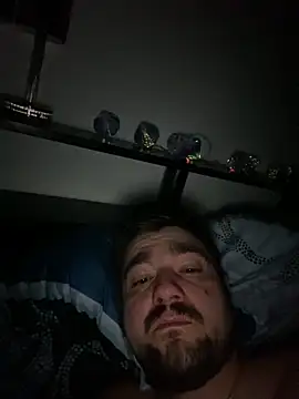 Snapshot of LienalWarplane chatting on March 8, 2026, 4:05 am LienalWarplane online show from March 8, 2026, 4:05 am