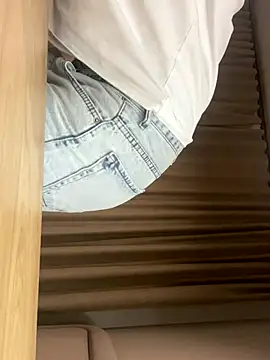 Snapshot of slow_inspiration chatting on December 21, 2025, 4:58 pm slow inspiration online show from December 21, 2025, 4:58 pm