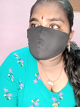 Snapshot of sirisha__9 chatting on February 18, 2026, 4:52 am sirisha 9 online show from February 18, 2026, 4:52 am