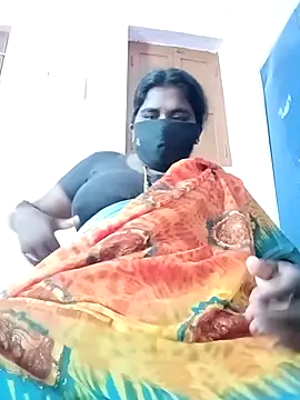Snapshot of sirisha__9 chatting on April 1, 2026, 4:13 am sirisha 9 online show from April 1, 2026, 4:13 am