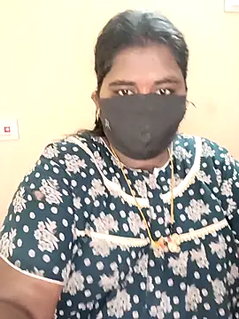 Snapshot of sirisha__9 chatting on April 11, 2026, 11:58 am sirisha 9 online show from April 11, 2026, 11:58 am