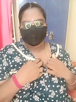 Snapshot of sirisha__9 chatting on May 1, 2026, 1:10 am sirisha 9 online show from May 1, 2026, 1:10 am