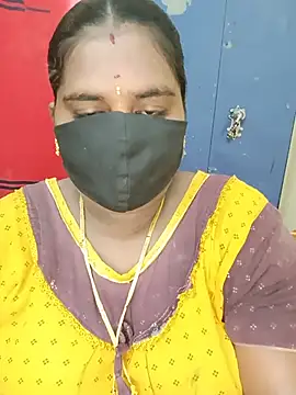 Snapshot of sirisha__9 chatting on July 6, 2026, 4:31 pm sirisha 9 online show from July 6, 2026, 4:31 pm