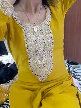 Snapshot of Anjali680 chatting on February 12, 2026, 3:45 am Anjali680 online show from February 12, 2026, 3:45 am