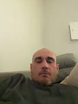 Snapshot of Yavtebe7tube chatting on December 18, 2025, 3:18 pm Yavtebe7tube online show from December 18, 2025, 3:18 pm