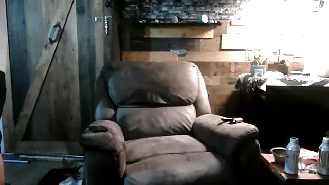 Snapshot of MISTERANDDEMI chatting on May 31, 2026, 10:55 pm MISTERANDDEMI online show from May 31, 2026, 10:55 pm