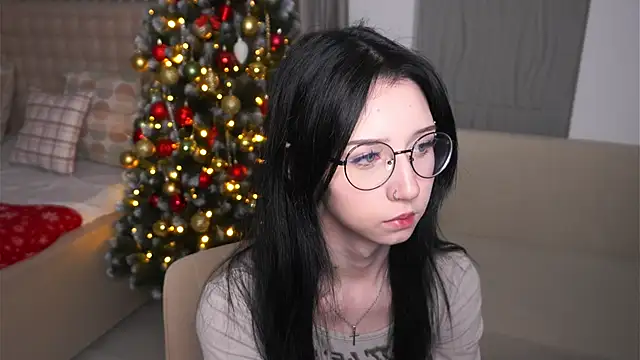 Snapshot of DeliaLoma chatting on January 10, 2026, 5:42 am DeliaLoma online show from January 10, 2026, 5:42 am