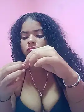 Fresa235 online show from December 19, 2025, 4:30 am