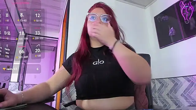 Snapshot of Isaa_Tyler chatting on December 18, 2025, 11:44 pm Isaa Tyler online show from December 18, 2025, 11:44 pm