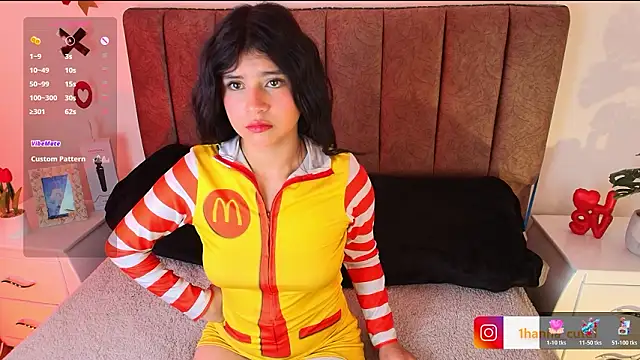 Snapshot of hannaa_cute chatting on February 8, 2026, 3:04 pm hannaa cute online show from February 8, 2026, 3:04 pm