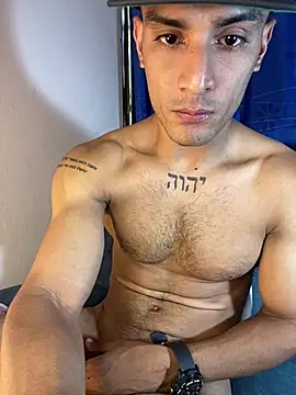 Snapshot of Maicol_xxxx chatting on January 18, 2026, 8:34 pm Maicol xxxx online show from January 18, 2026, 8:34 pm