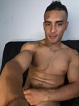 Snapshot of Maicol_xxxx chatting on February 13, 2026, 1:51 pm Maicol xxxx online show from February 13, 2026, 1:51 pm