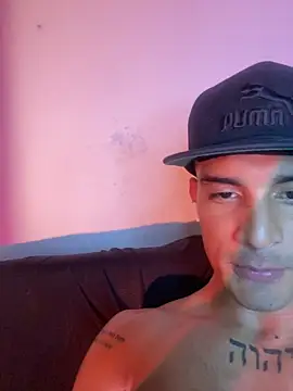 Snapshot of Maicol_xxxx chatting on February 20, 2026, 6:26 am Maicol xxxx online show from February 20, 2026, 6:26 am