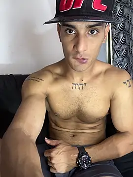 Snapshot of Maicol_xxxx chatting on February 20, 2026, 7:03 pm Maicol xxxx online show from February 20, 2026, 7:03 pm