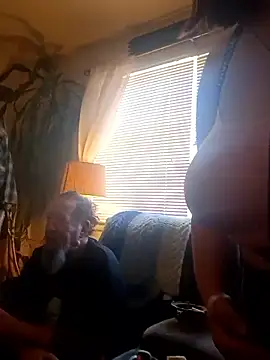 Snapshot of pinkcheetah12 chatting on February 1, 2026, 5:33 pm pinkcheetah12 online show from February 1, 2026, 5:33 pm