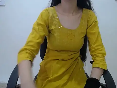 Farhana beautyfull online show from April 14, 2026, 5:13 am