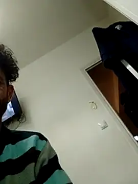 Snapshot of MeKaniCmurcia chatting on March 2, 2026, 2:47 am MeKaniCmurcia online show from March 2, 2026, 2:47 am