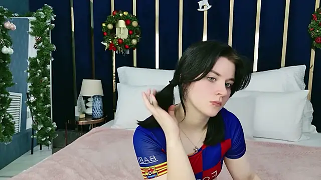 Snapshot of Milana_Cold chatting on January 6, 2026, 11:47 am Milana Cold online show from January 6, 2026, 11:47 am