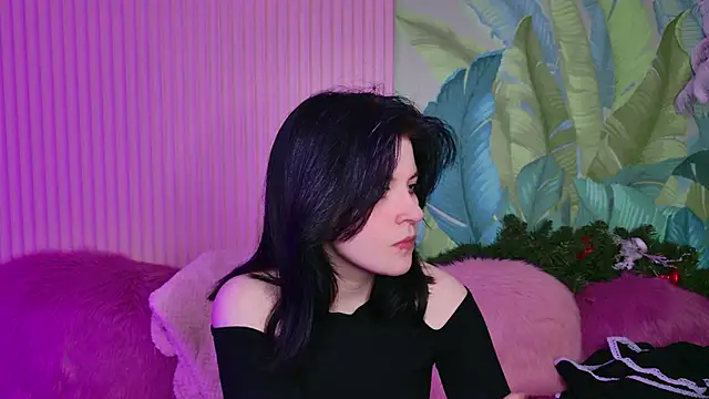 Snapshot of Milana_Cold chatting on January 13, 2026, 8:47 pm Milana Cold online show from January 13, 2026, 8:47 pm