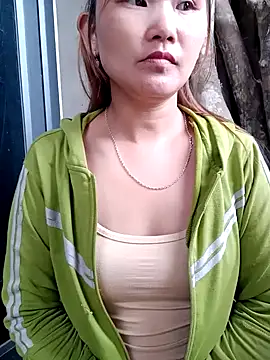 Snapshot of yula-bi chatting on June 10, 2026, 2:12 am yula-bi online show from June 10, 2026, 2:12 am
