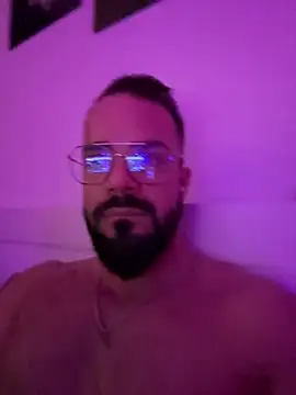 Kiskamalinka89 online show from February 15, 2026, 11:45 pm