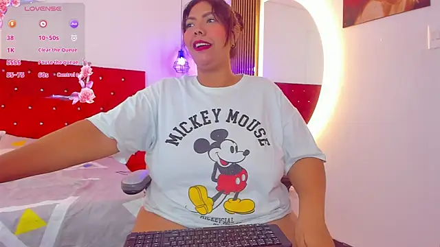 Snapshot of SelenaAngelX chatting on February 21, 2026, 4:02 am SelenaAngelX online show from February 21, 2026, 4:02 am