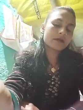 Snapshot of Cuty_priti chatting on February 20, 2026, 5:02 pm Cuty priti online show from February 20, 2026, 5:02 pm