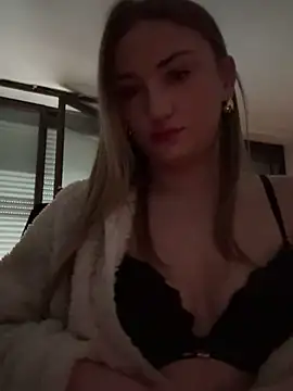 PRIISS69 online show from December 20, 2025, 9:16 am