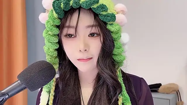 smalldaisy online show from February 3, 2026, 3:04 am